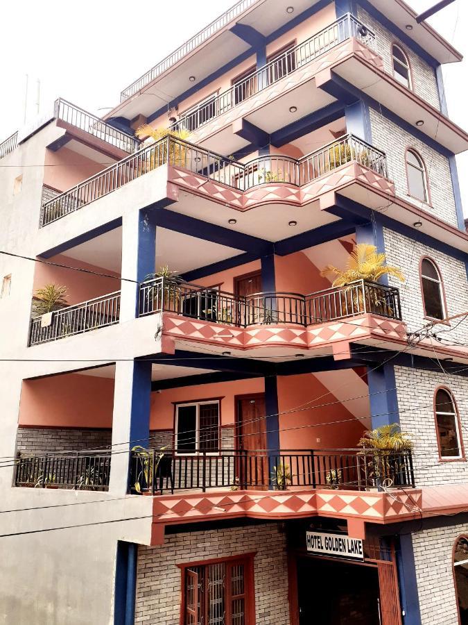 Golden Lake Pokhara Extérieur photo